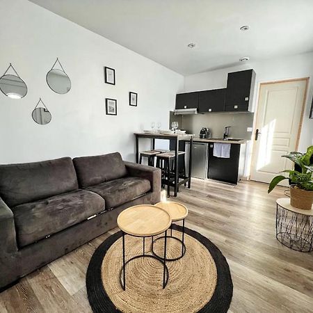 Joli Appartement Avec Parking La Rochelle  Exteriör bild